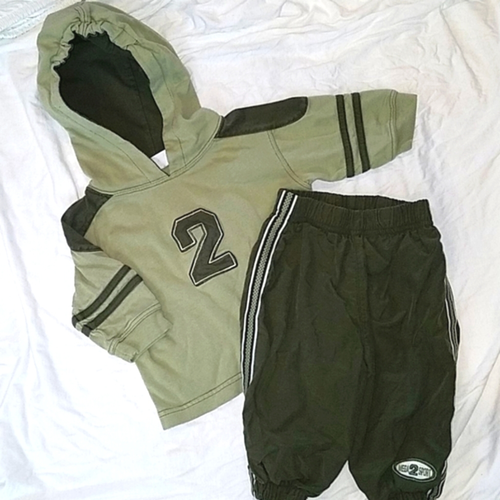 MINIWEAR Green Athletic Hoodie and Pants Set, 6-9M